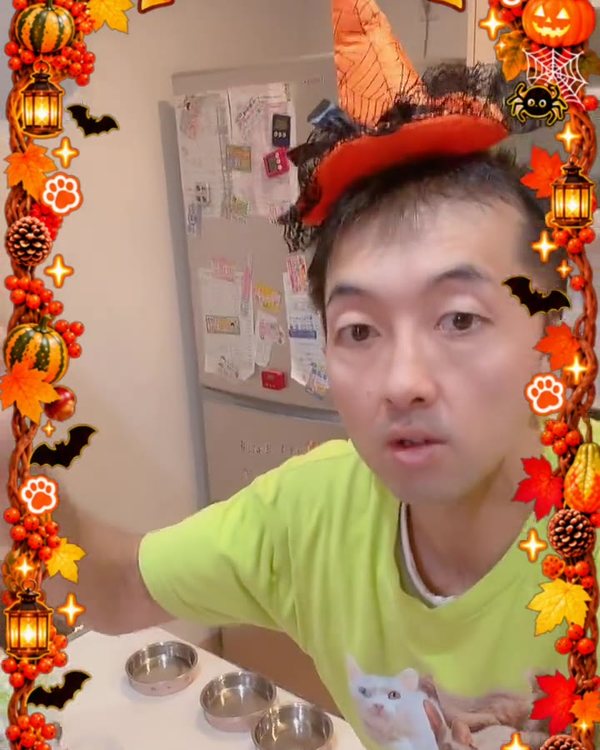 とんがり帽子をかぶったルイパパ